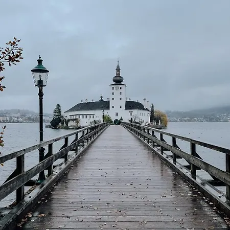 Traunsee Design For 2 People דירה גמונדן