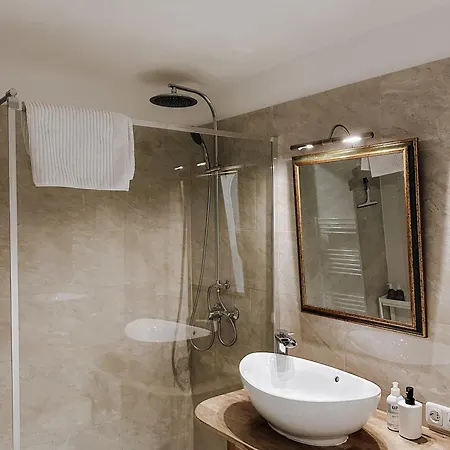 Traunsee Design For 2 People דירה גמונדן